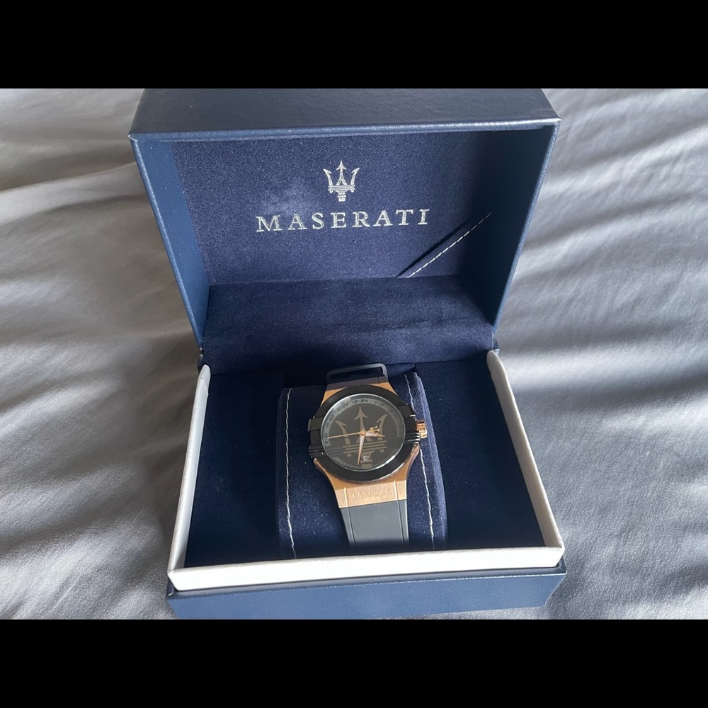 NEW Maserati WATCH 100% REAL